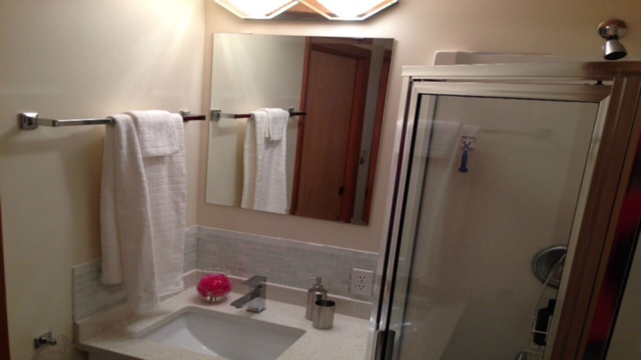 Photo of Bathroom in Saanich East
