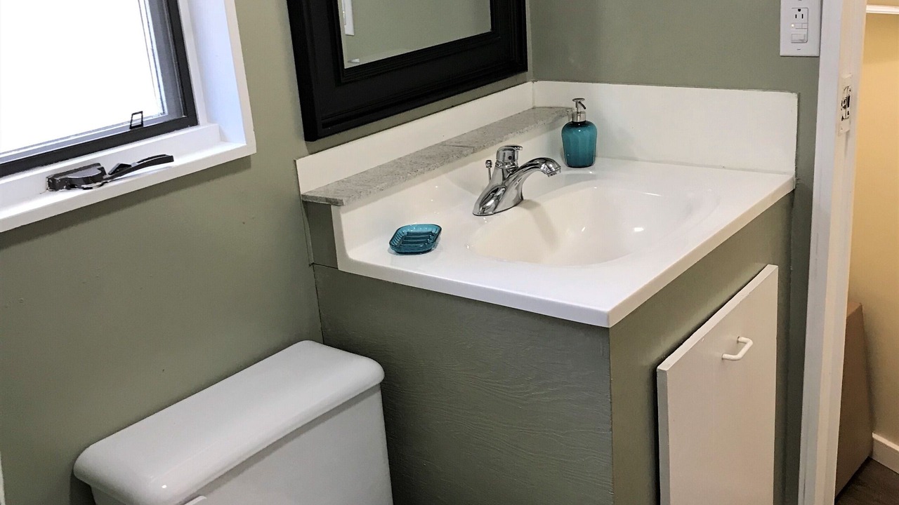 Photo of Bathroom in Sicamous