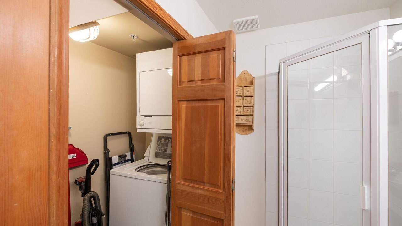 Photo of Bathroom in Village North