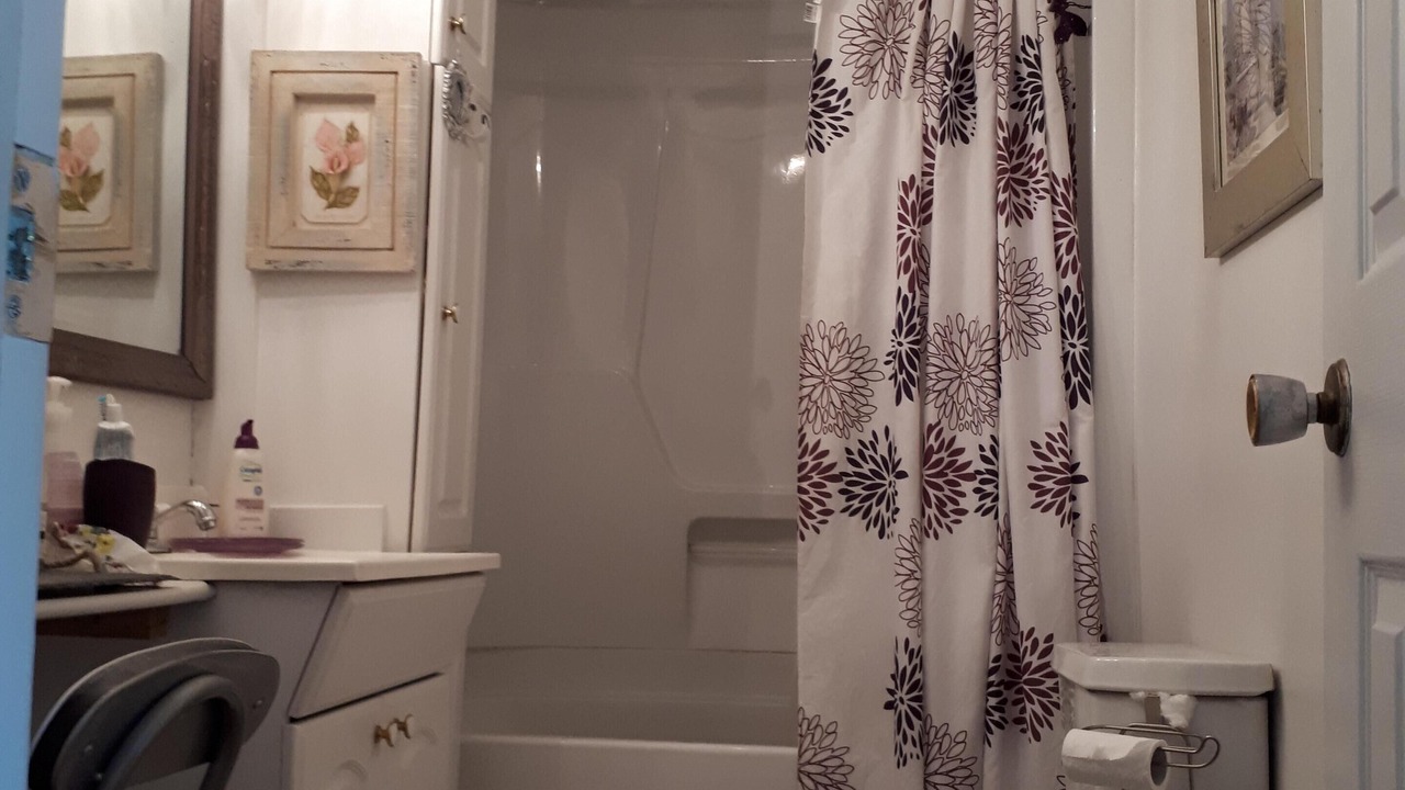 Photo of Bathroom in Lincoln