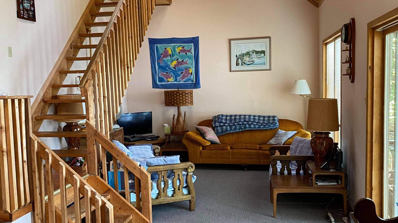 Photo of Livingroom in Muskoka Lakes