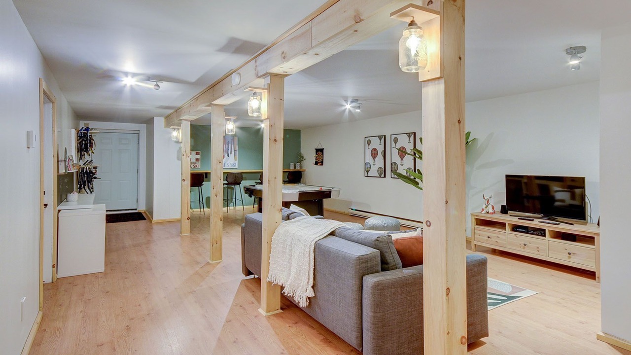 Photo of Livingroom in Lac-Superieur