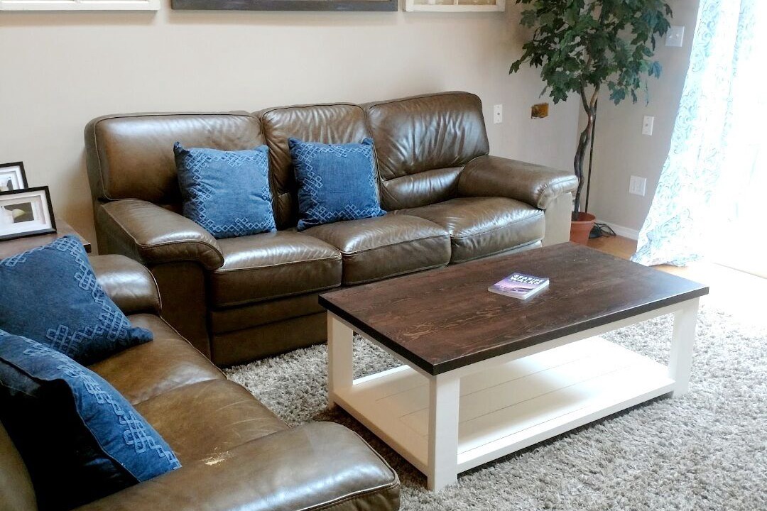 Photo of Livingroom in Saanich