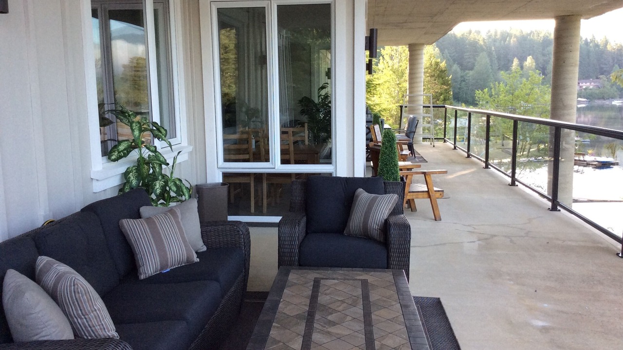 Photo of Patio Balcony in Port Alberni