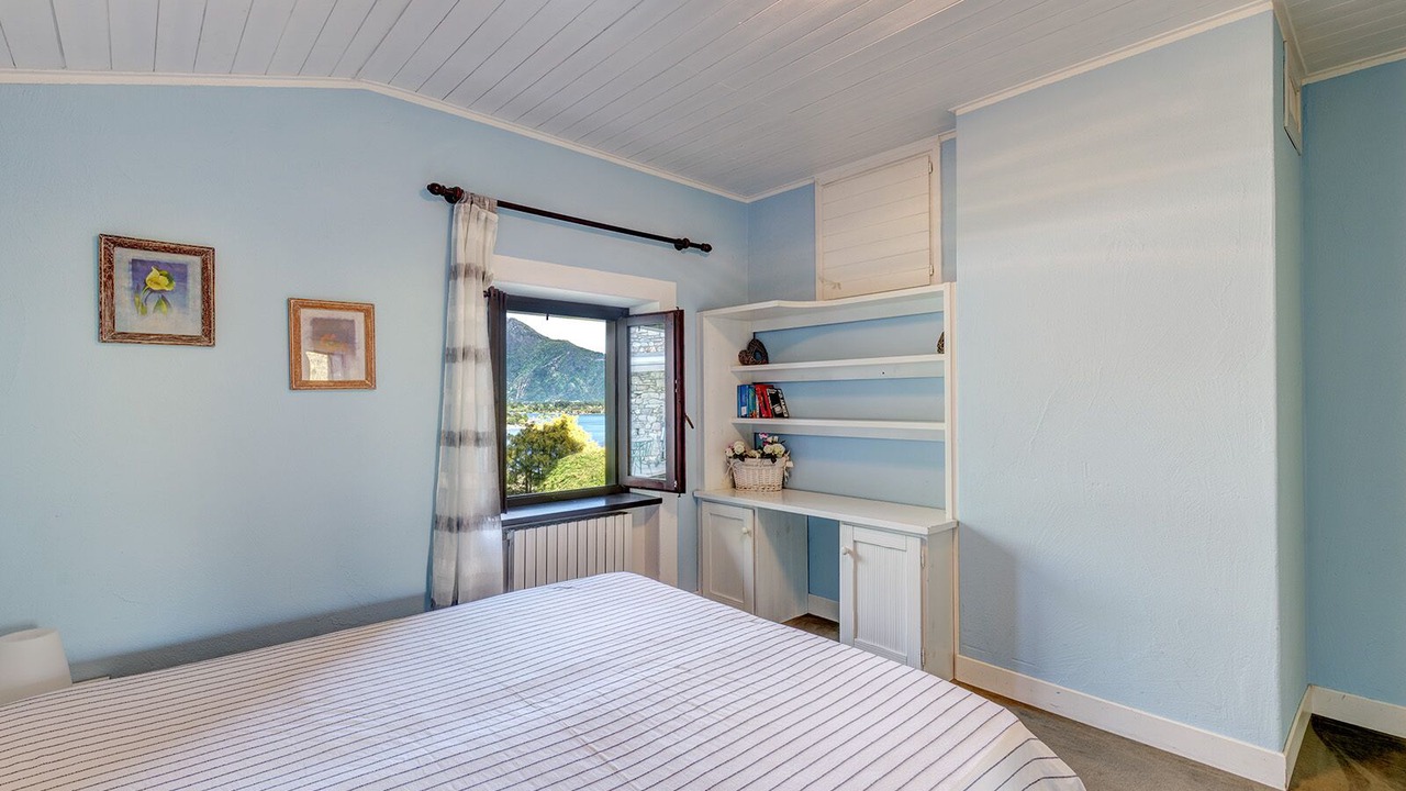Photo of Bedroom in Gera Lario