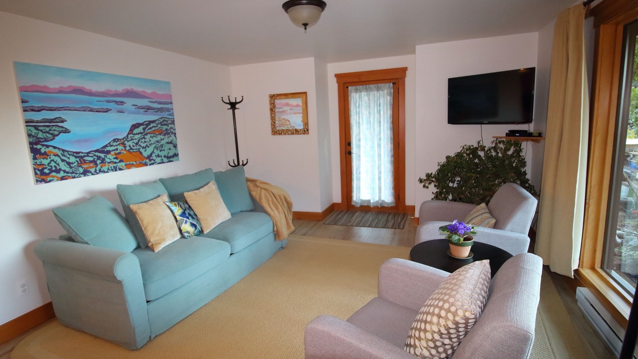 Photo of Bedroom in Salt Spring Island