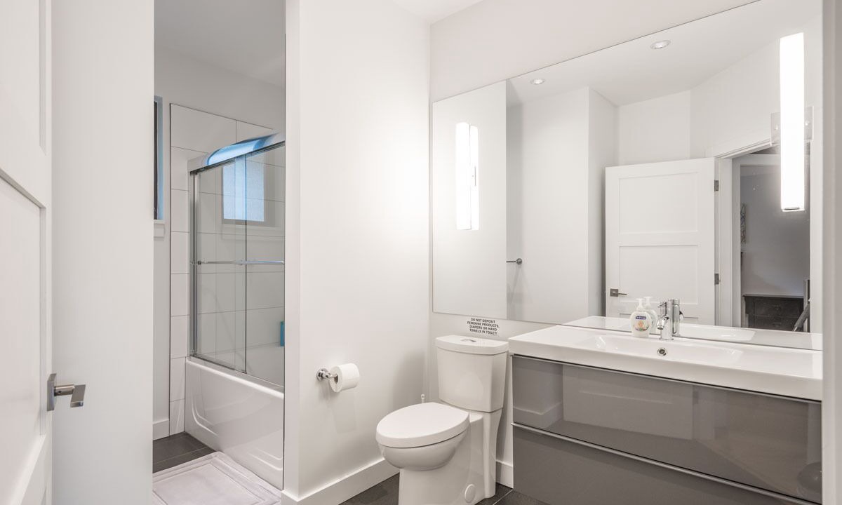 Photo of Bathroom in Sproat Lake