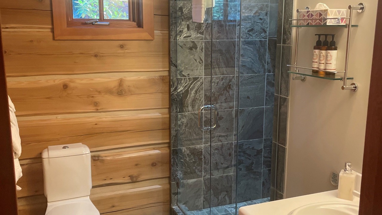 Photo of Bathroom in D'Arcy