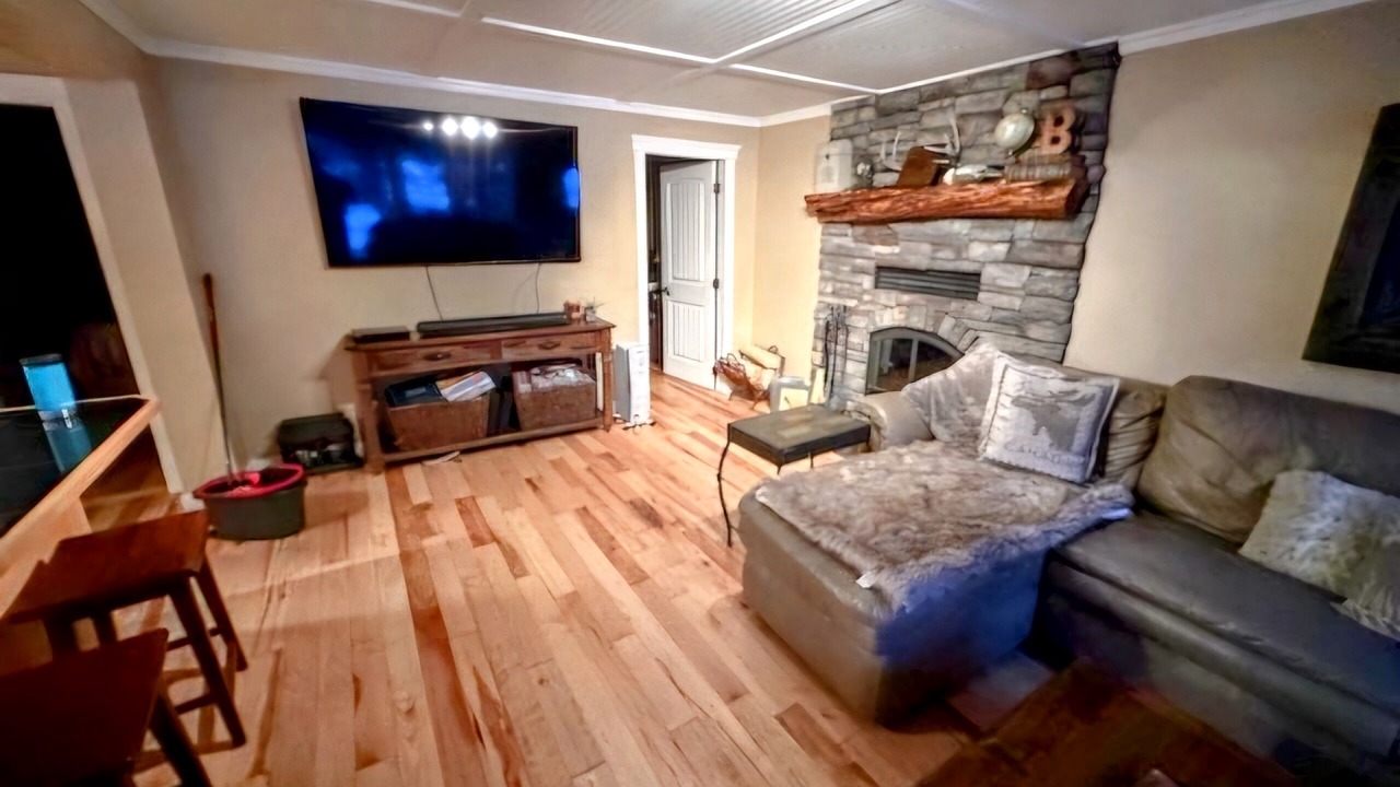 Photo of Livingroom in Bridge Lake