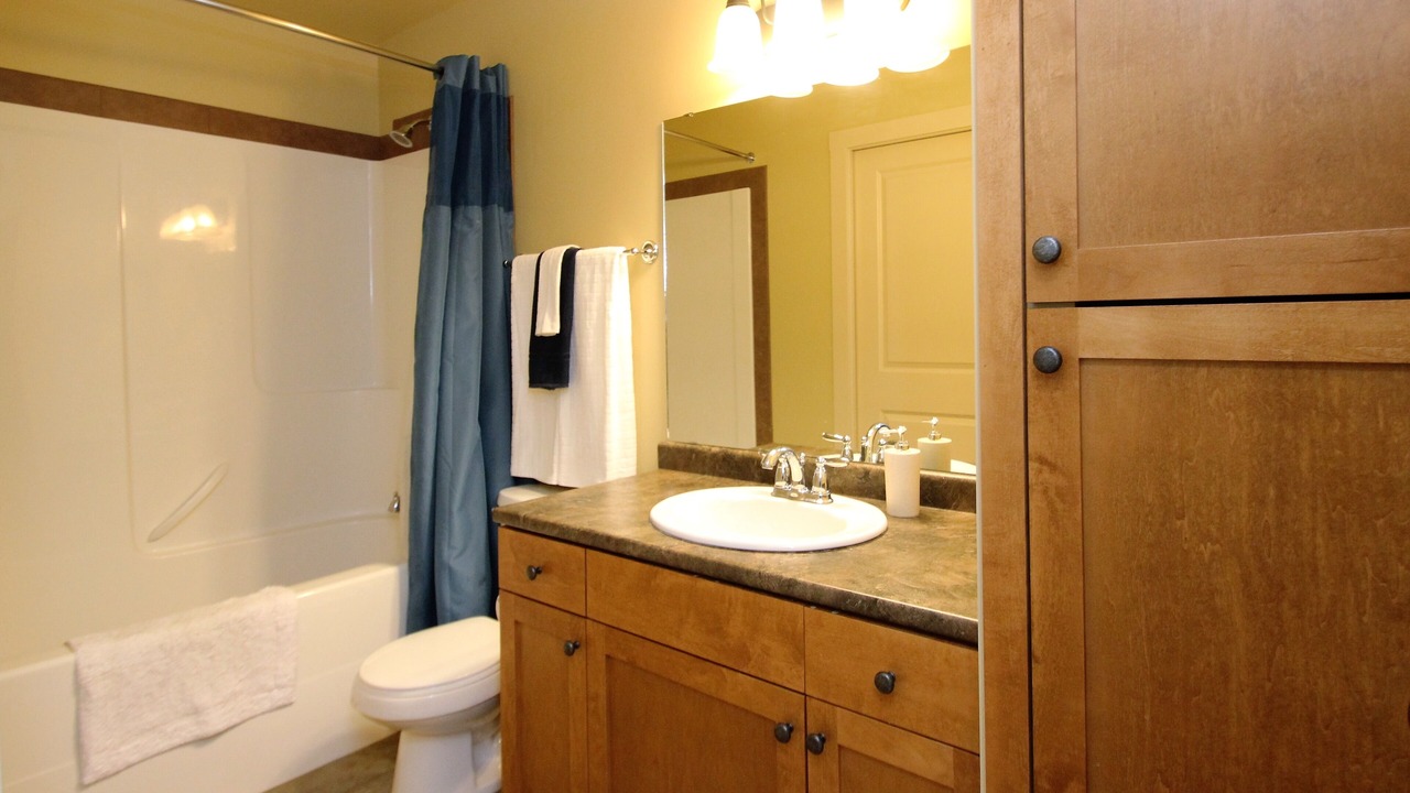 Photo of Bathroom in Golden