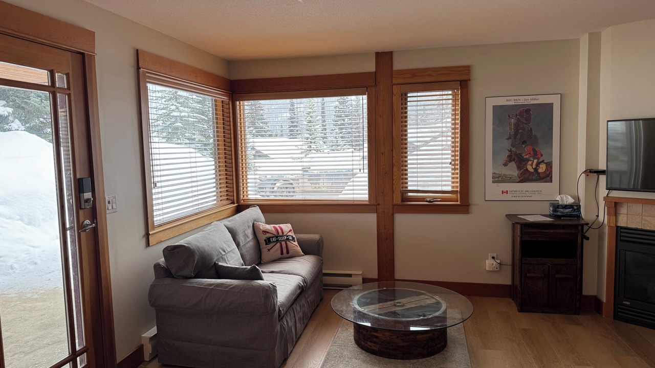 Photo of Livingroom in Sundance Estates