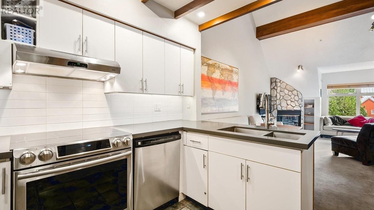 Photo of Kitchen in Whistler Creekside