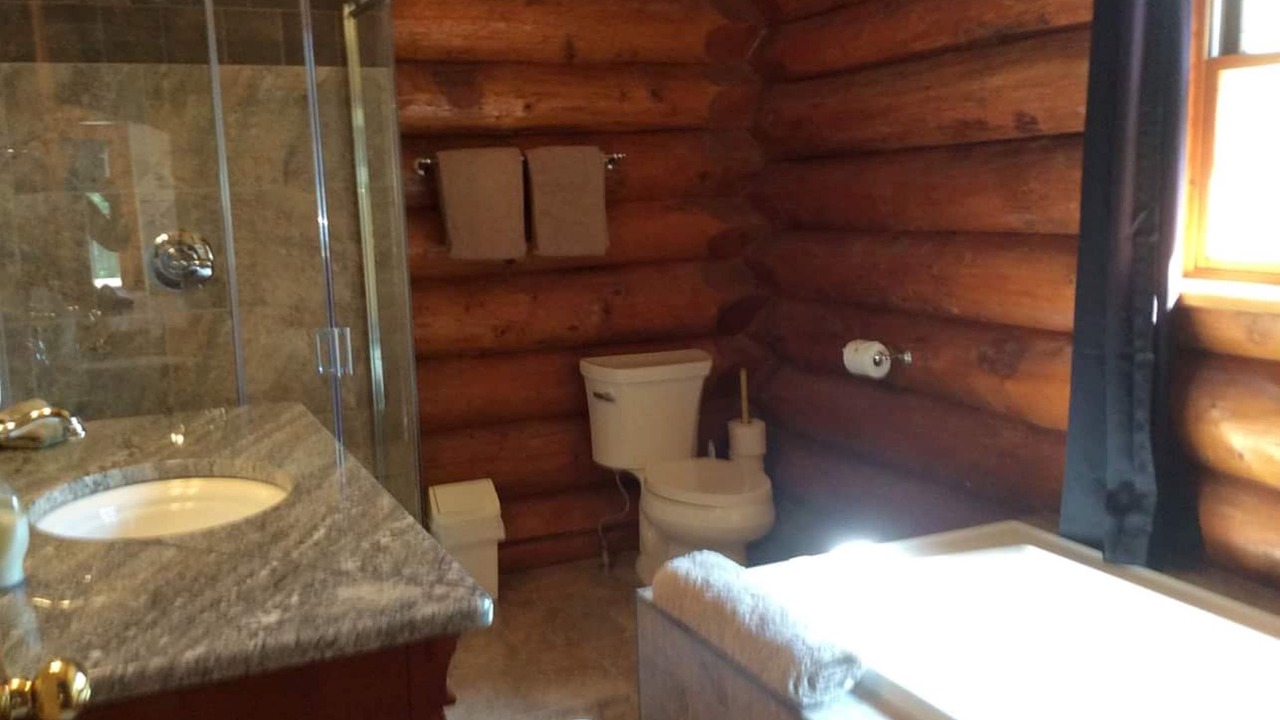 Photo of Bathroom in East Kootenay