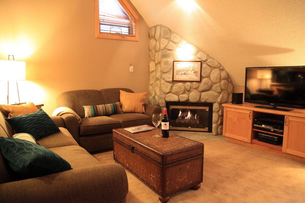 Photo of Livingroom in Whistler Creekside