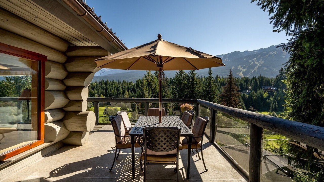 Photo of Outdoor in Blueberry Hill