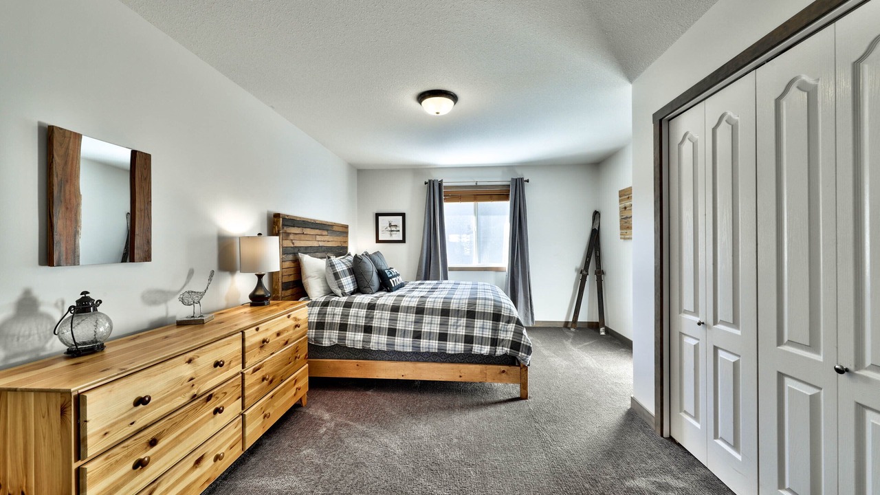 Photo of Others in Sunburst Estates