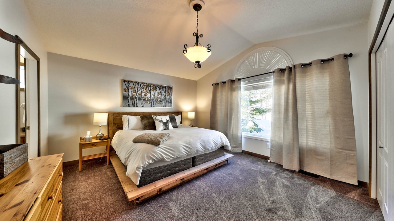 Photo of Others in Sunburst Estates