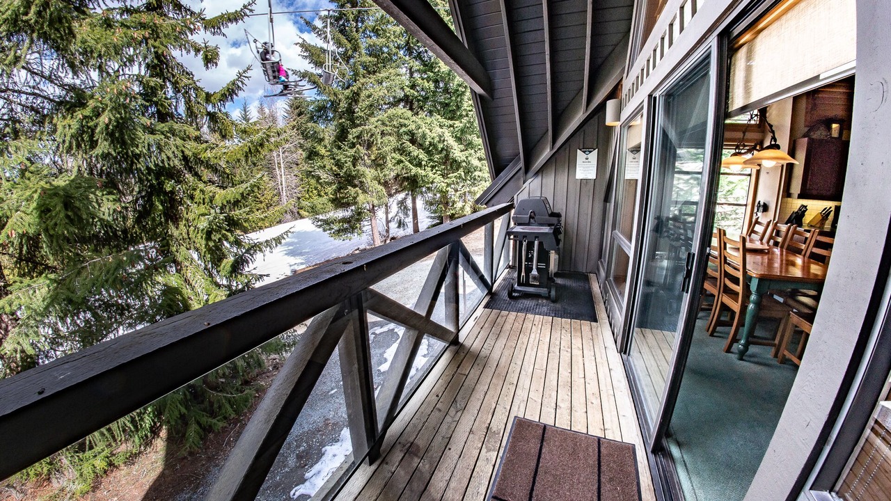 Photo of Patio Balcony in Upper Village