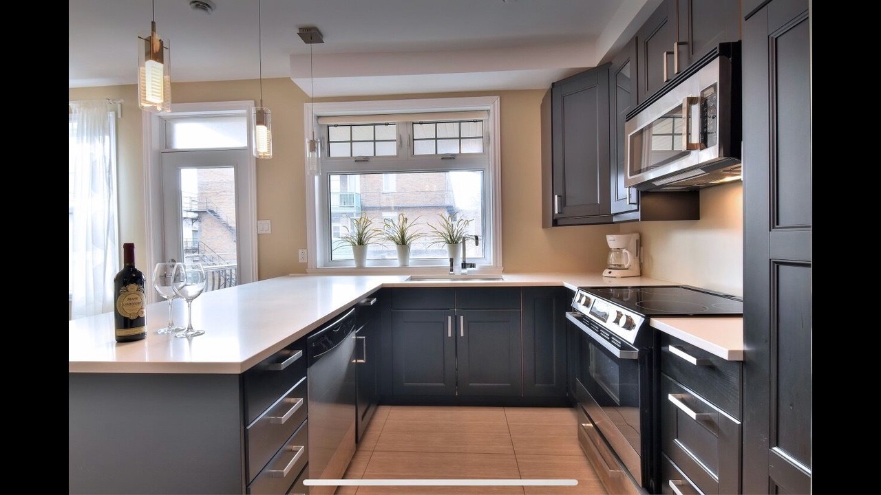 Photo of Kitchen in Cote-Des-Neiges—Notre-Dame-De-Grace