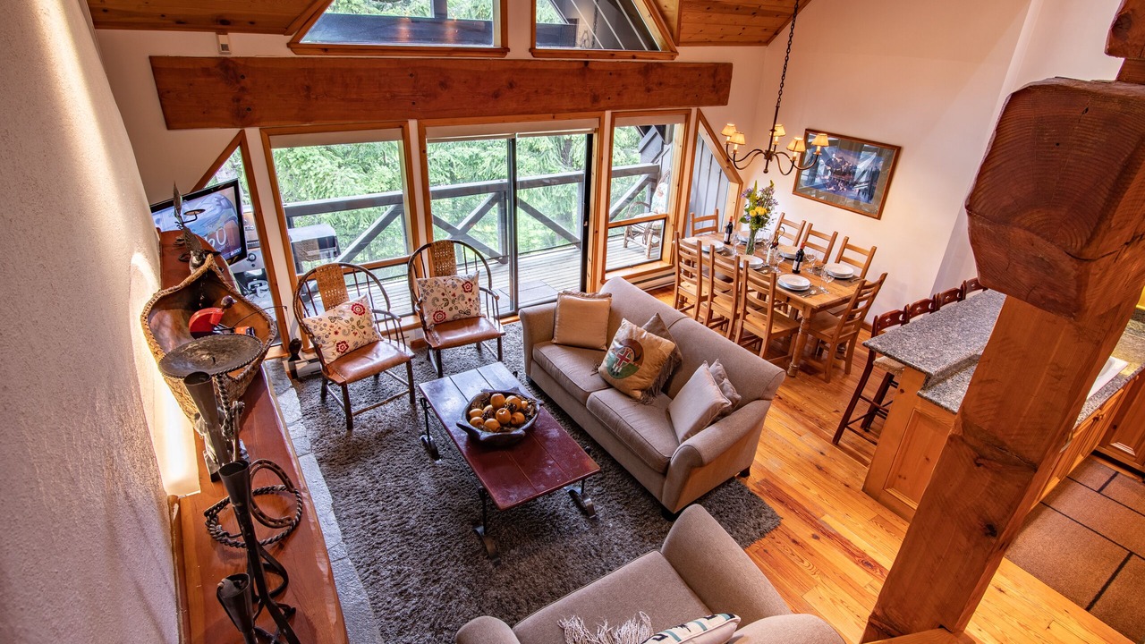 Photo of Livingroom in Upper Village
