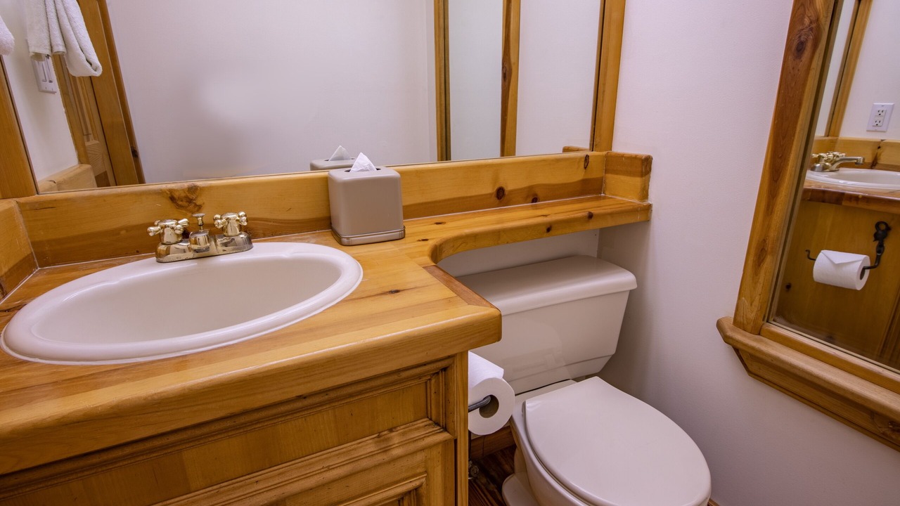 Photo of Bathroom in Upper Village