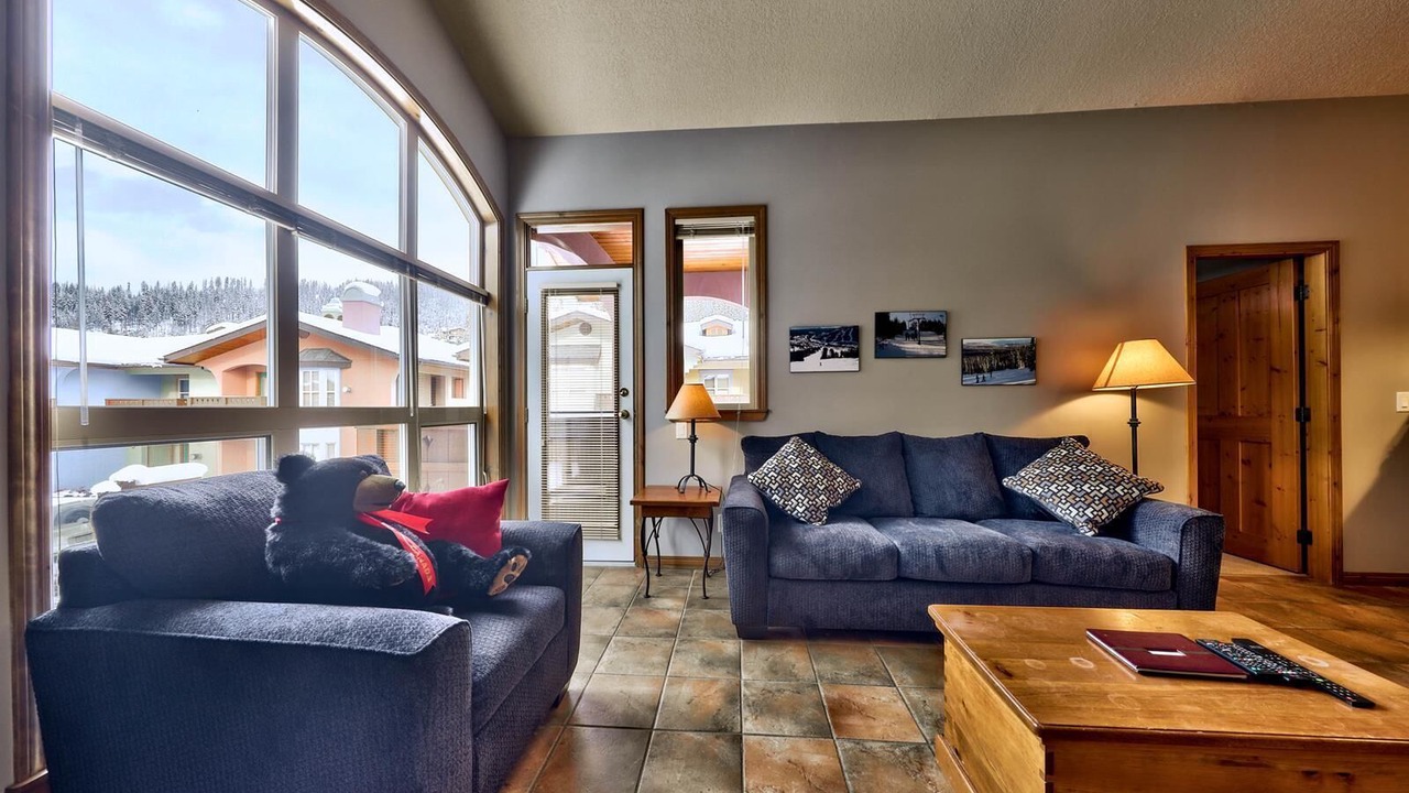 Photo of Livingroom in Sun Peaks