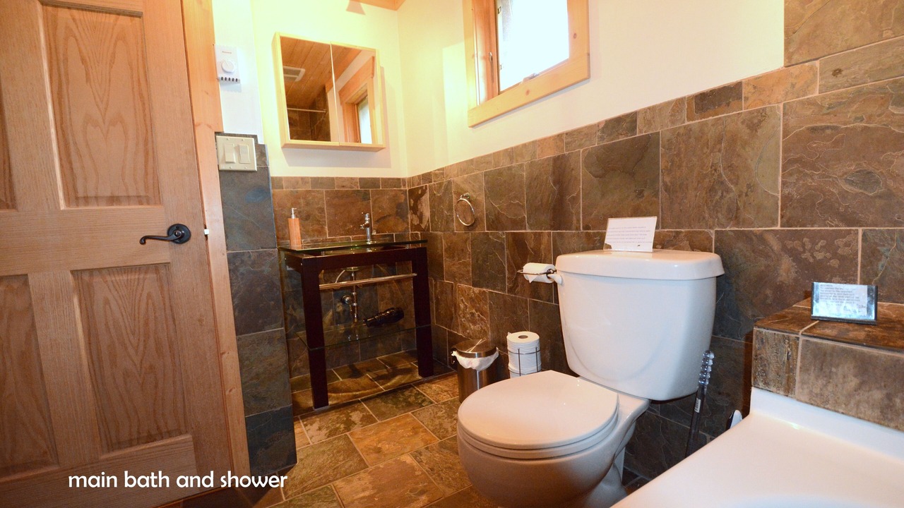 Photo of Bathroom in Blaeberry