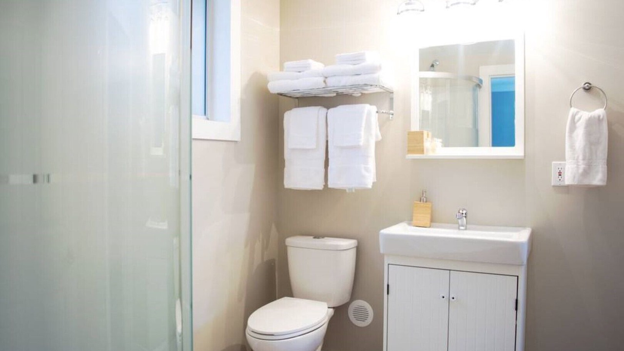 Photo of Bathroom in Sicamous