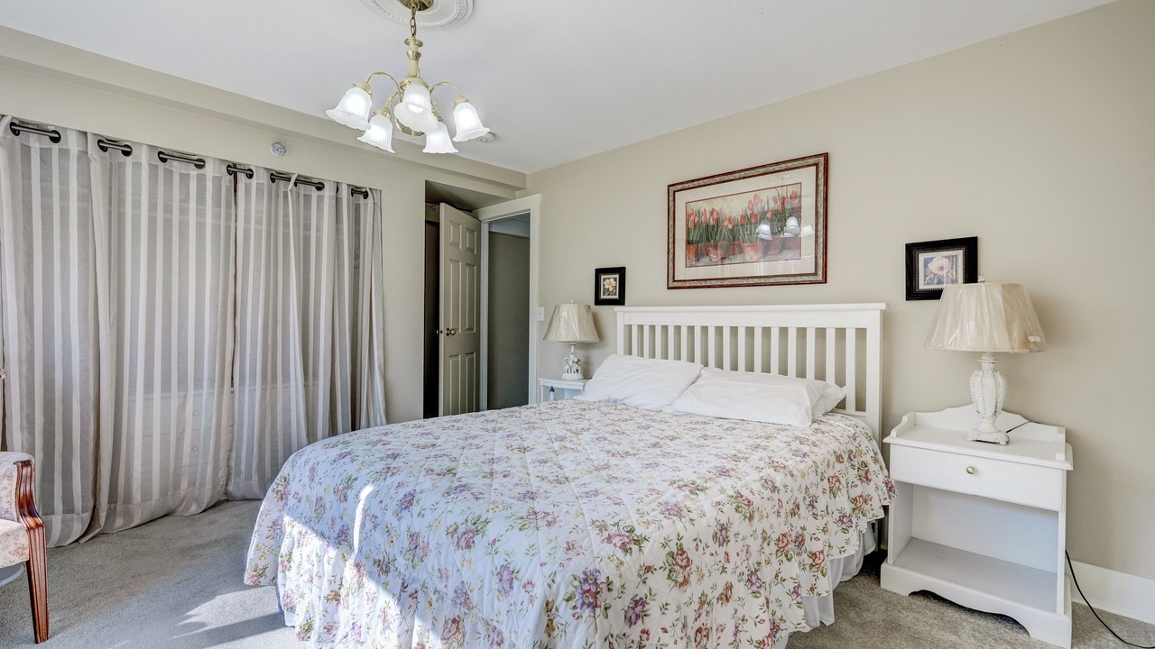 Photo of Bedroom in Okanagan-Similkameen
