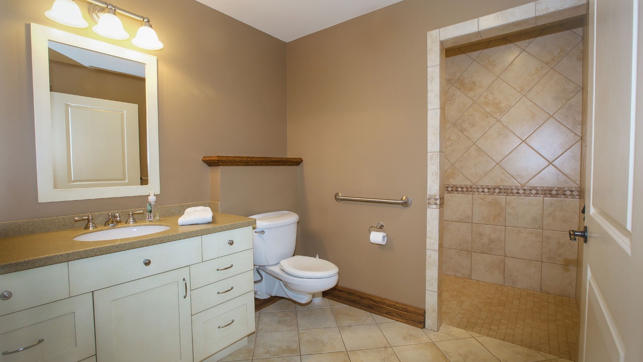 Photo of Bathroom in Beamsville