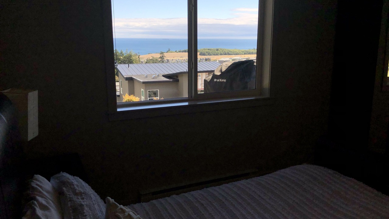 Photo of Bedroom in Colwood