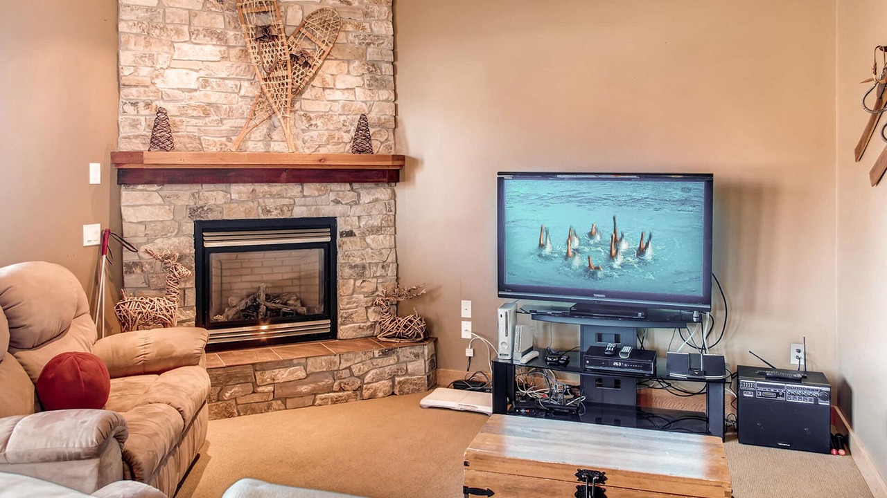 Photo of Livingroom in Snow Pine Estates