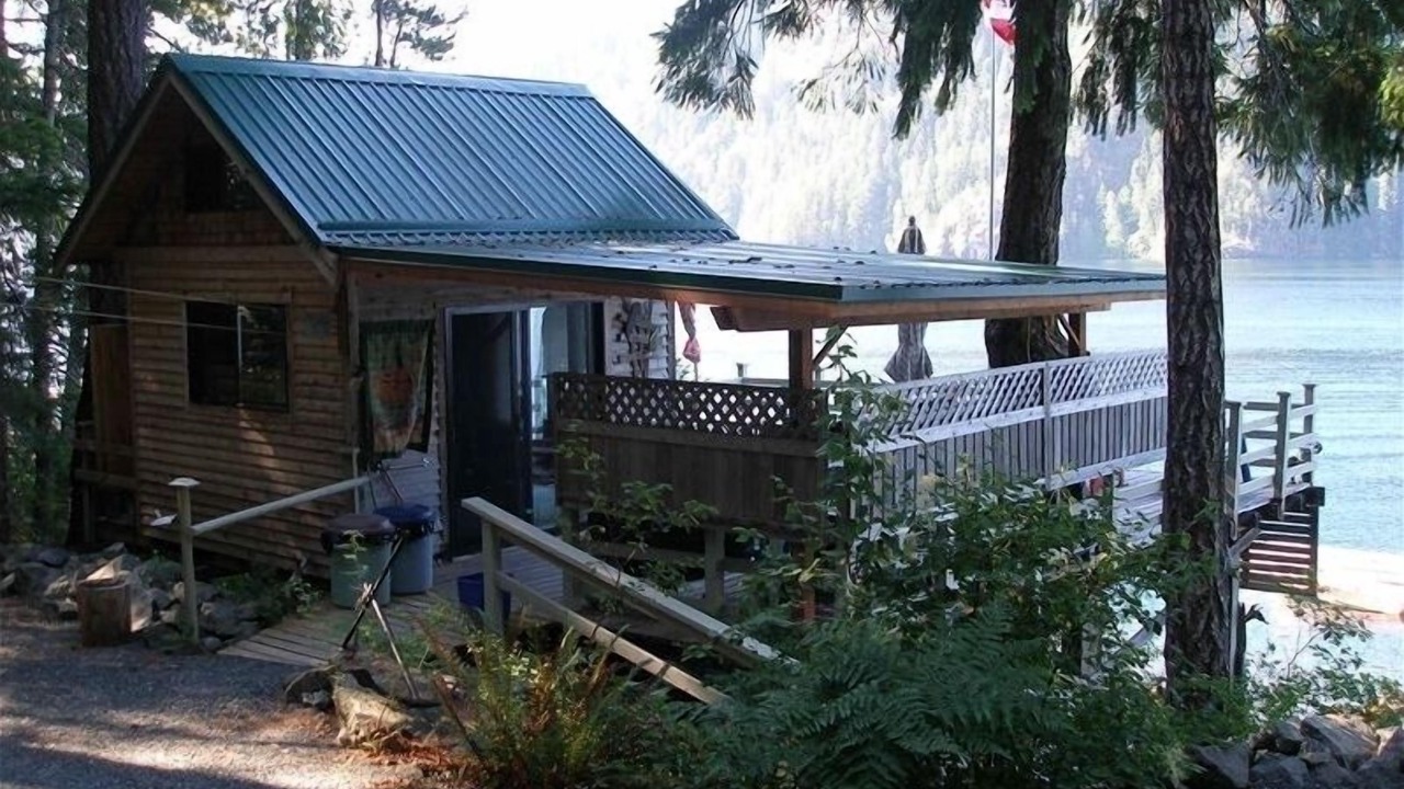 Photo of Others in Sproat Lake