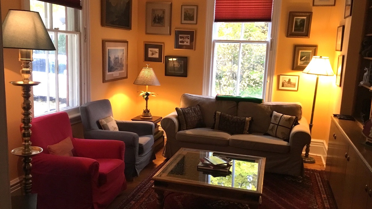 Photo of Livingroom in Old Town Historic District