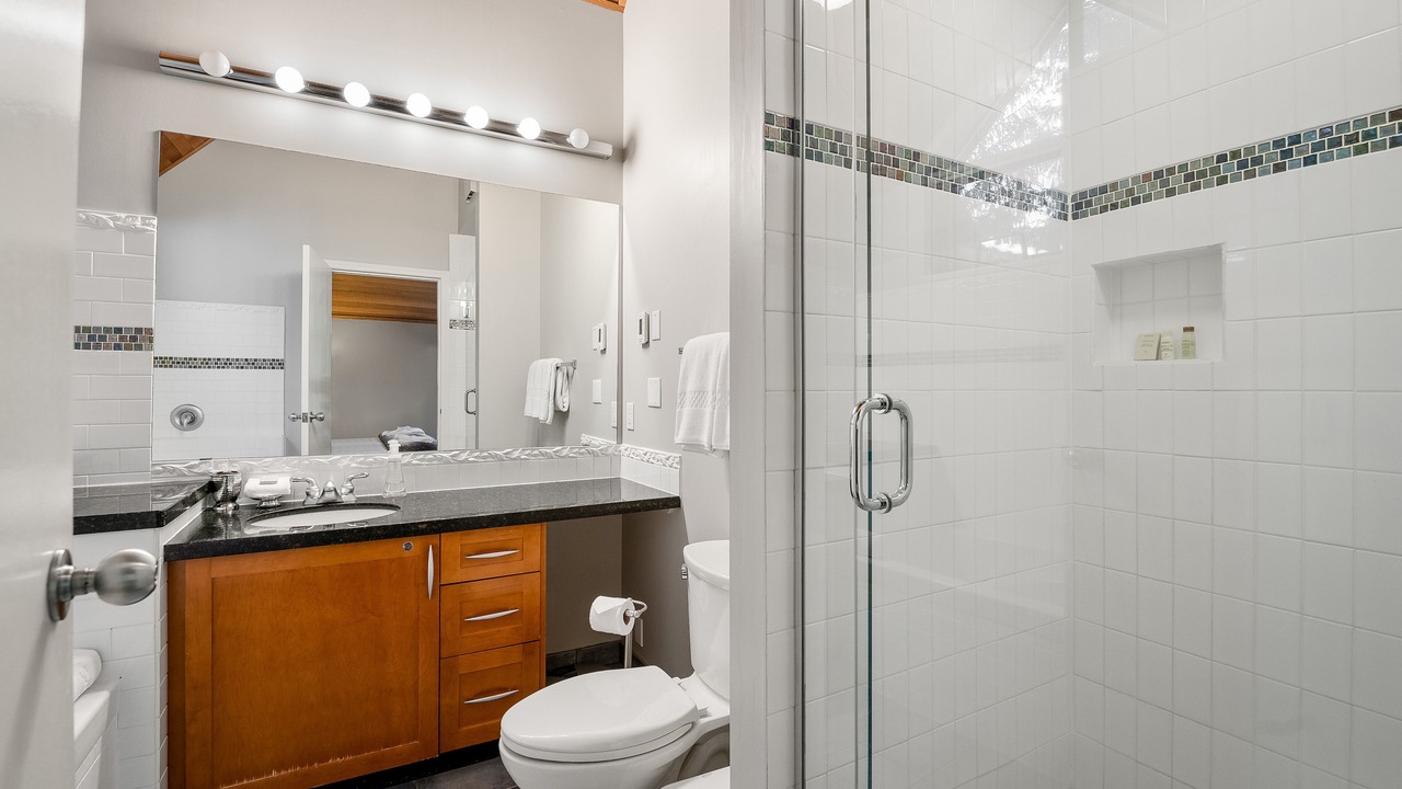 Photo of Bathroom in Upper Village