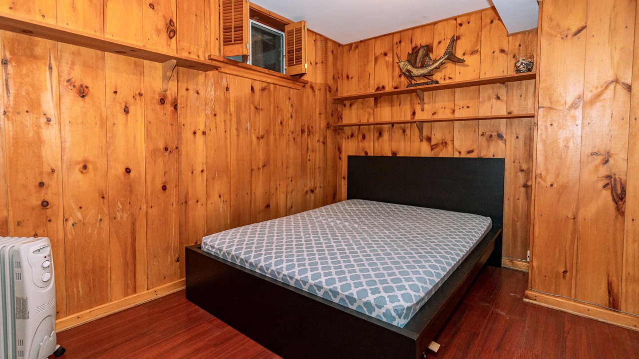 Photo of Bedroom in Minden Hills