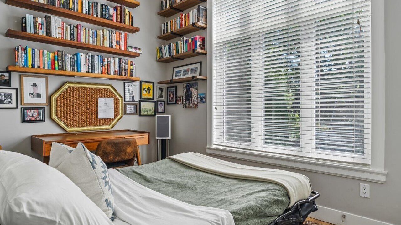 Photo of Bedroom in Vancouver South