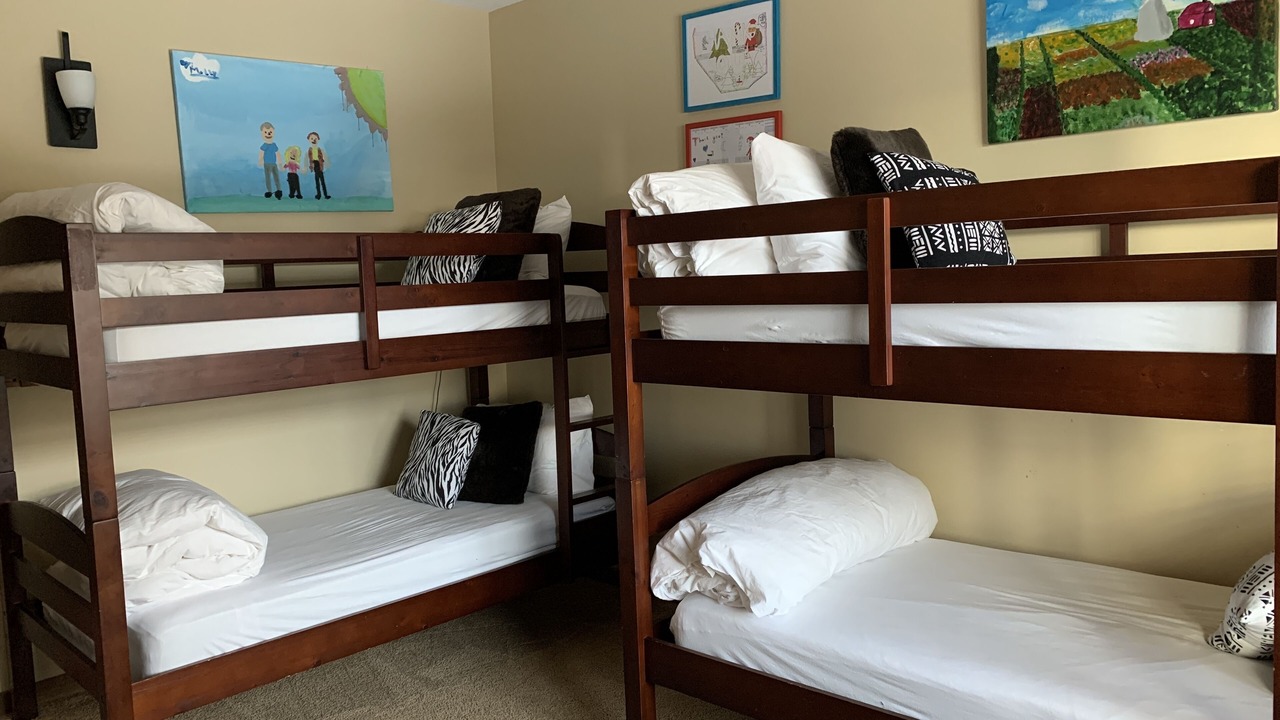 Photo of Bedroom in Snow Pine Estates