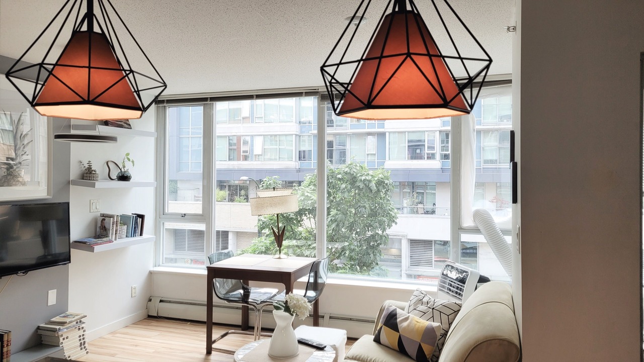 Photo of Livingroom in Gastown
