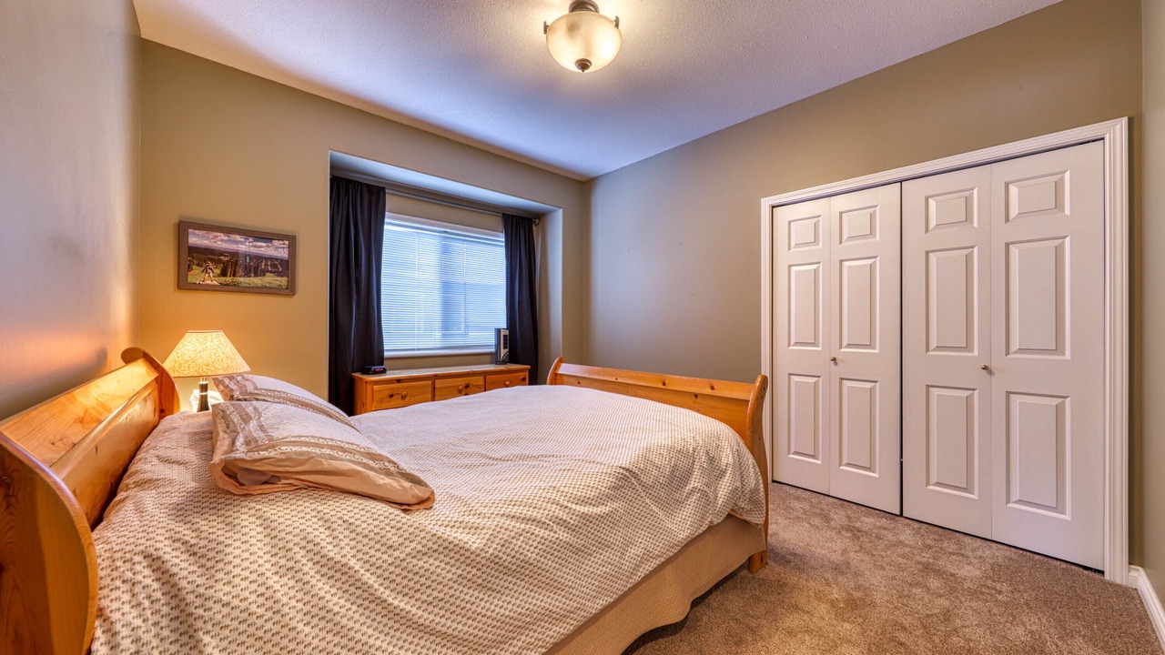 Photo of Bedroom in Sunburst Estates