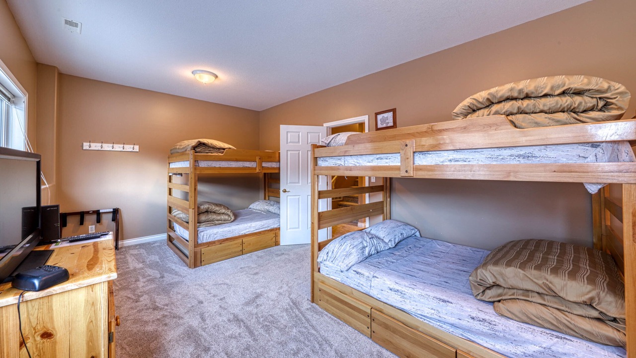 Photo of Others in Sunburst Estates