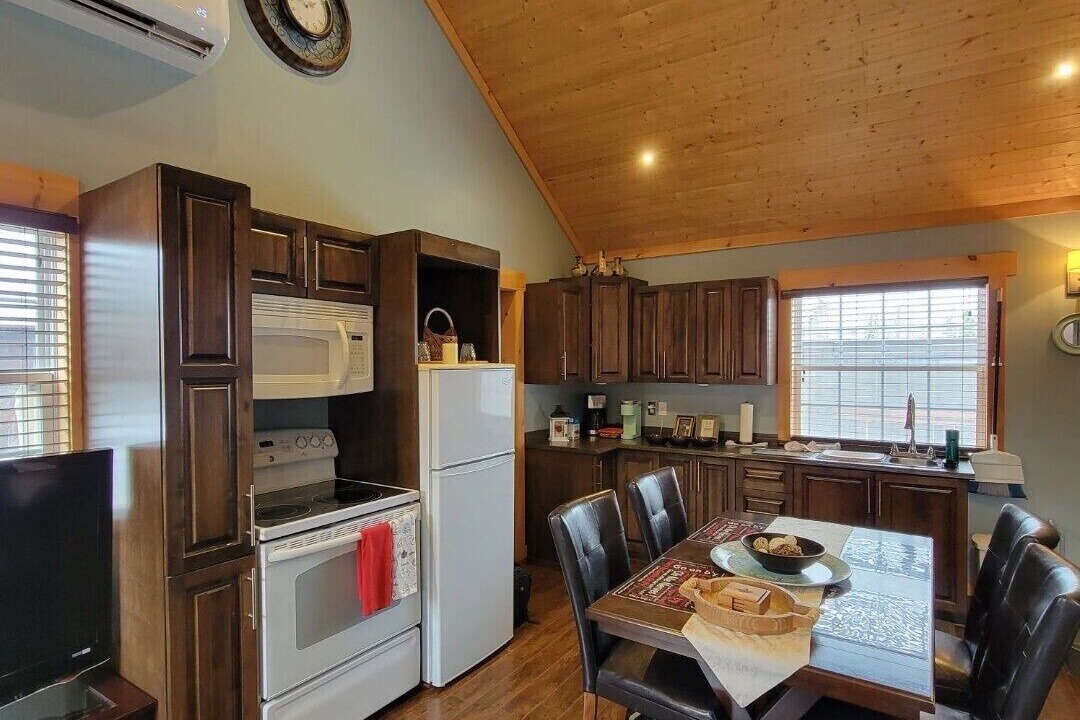 Photo of Kitchen in Deer Lake