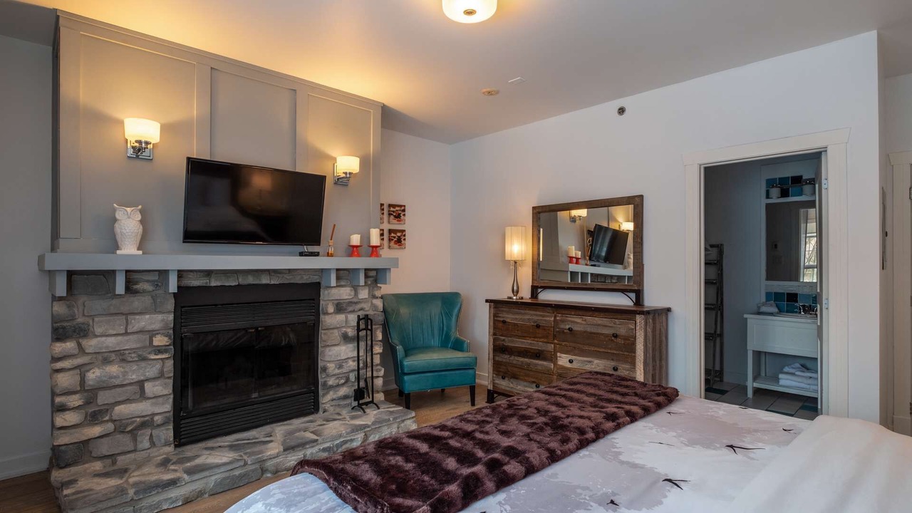 Photo of Bedroom in Mont-Tremblant