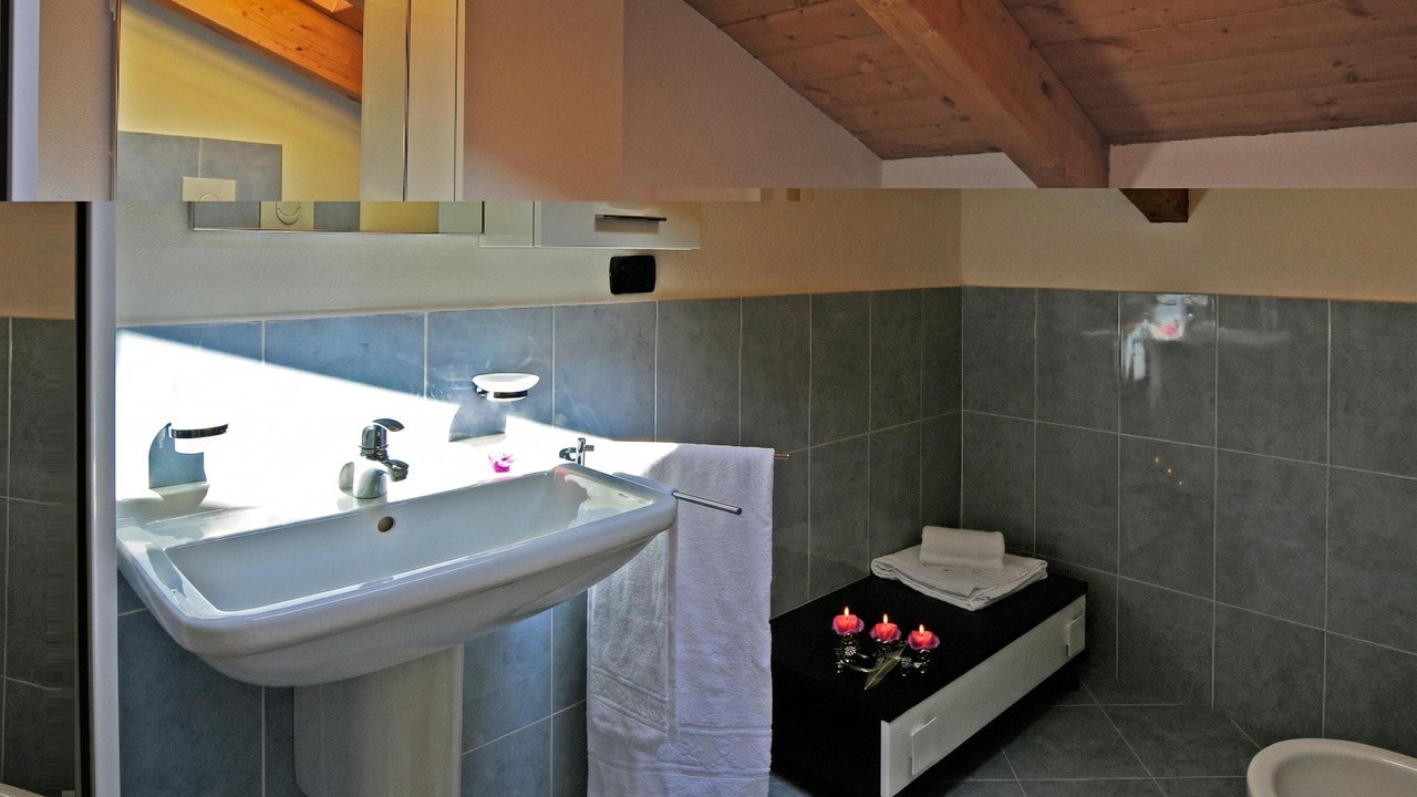 Photo of Bathroom in Argegno