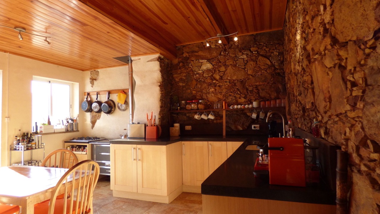Photo of Kitchen in Carapinha