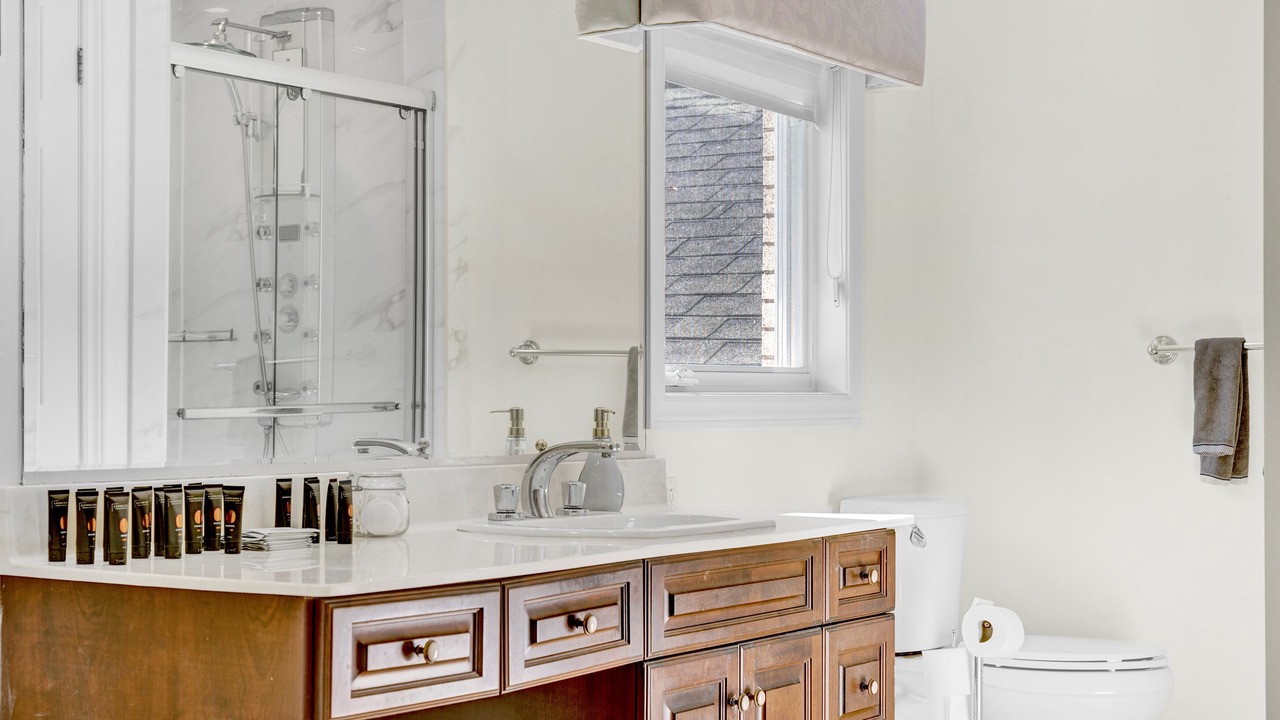 Photo of Bathroom in Jordan Harbour