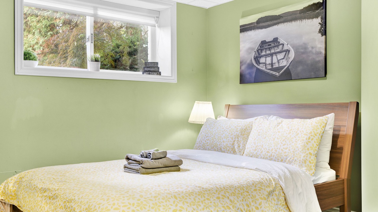 Photo of Bedroom in Jordan Harbour