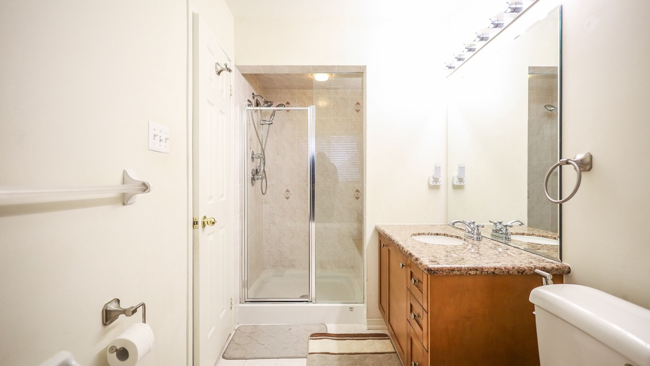 Photo of Bathroom in Markham