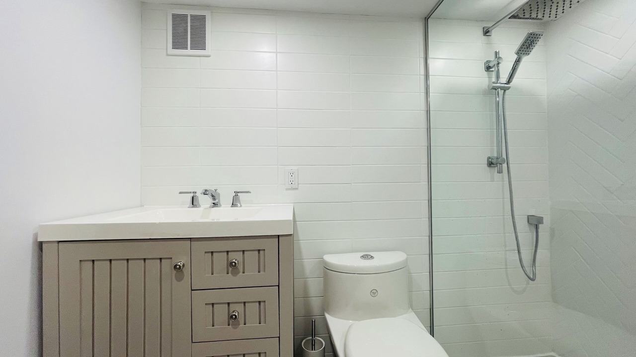 Photo of Bathroom in Brossard