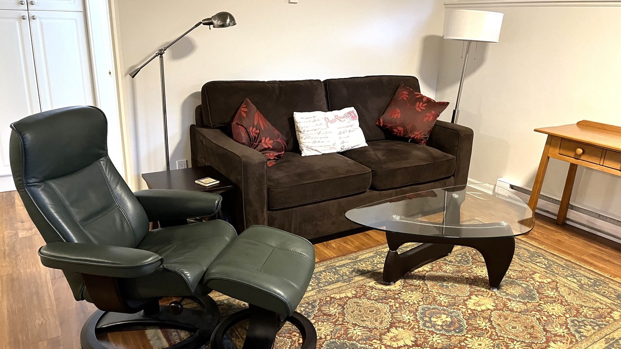 Photo of Livingroom in Booktown